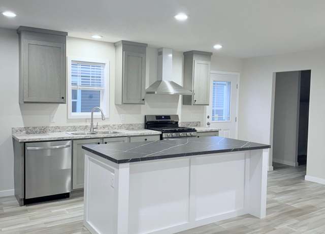 Property at 22412 Cedar Dr #42, Channahon, IL 60410, 3 beds, 2 baths