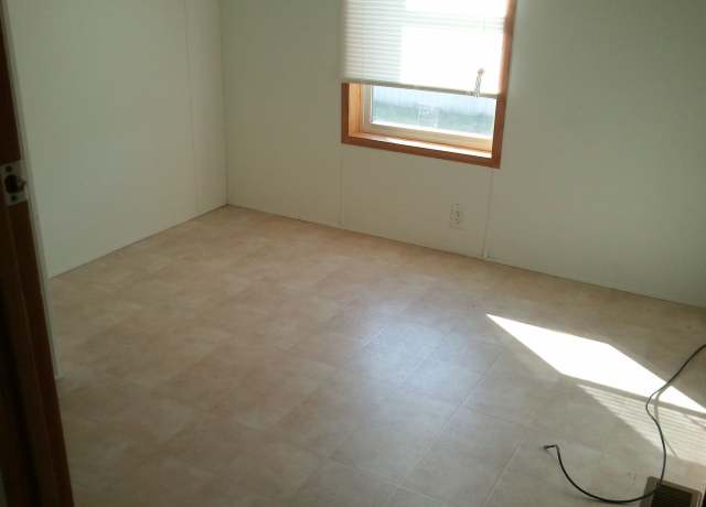Property at 601 NE Flower Mound Rd #72, Lawton, OK 73507, 3 beds, 1 bath