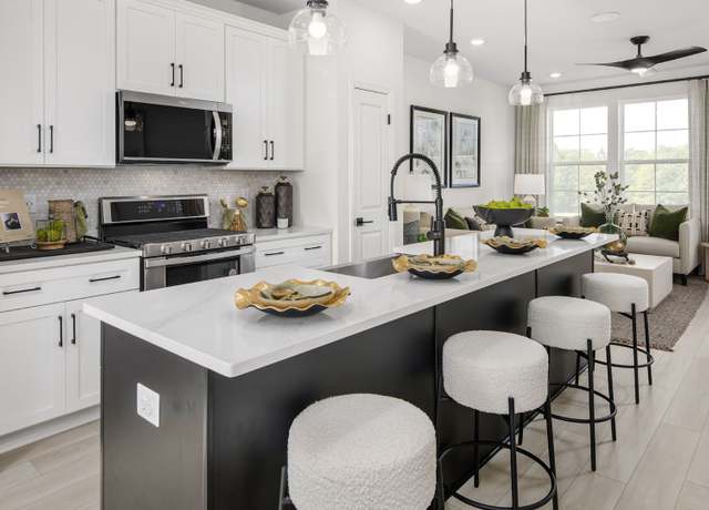 Property at Village Club Aly #23, Montgomery Village, MD 20886, 3 beds, 3.5 baths