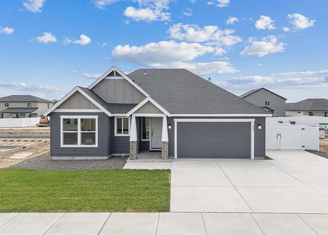 Property at 828 L St NE, Quincy, WA 98848, 3 beds, 2 baths
