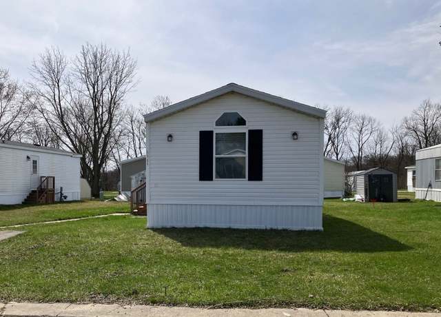 Property at 1111 White Oak E #200, Jackson, MI 49201, 3 beds, 2 baths