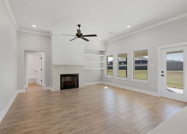 Property at Lillie Plan, Barling, AR 72923, 4 beds, 2 baths