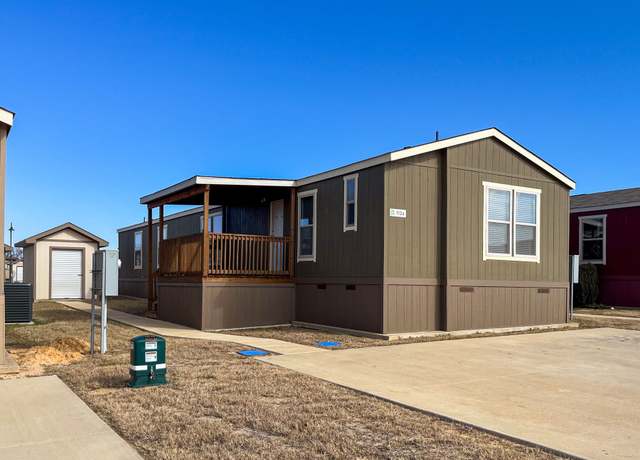 Property at C-1880-22MRA Plan, Tyler, TX 75704, 3 beds, 2 baths