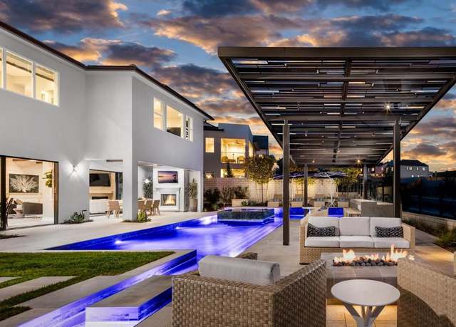 Property at 27655 Juniper Ln, Valencia, CA 91381, 5 beds, 5.5 baths