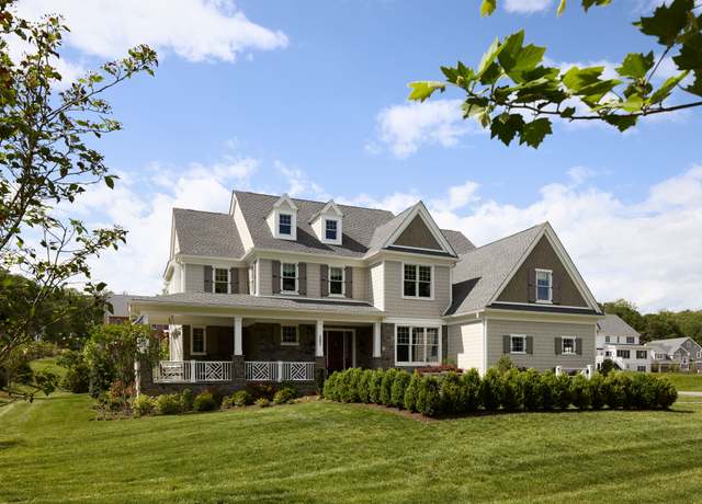 Property at 303 Walnut Ave, Wayne, PA 19087, 5 beds, 5.5 baths