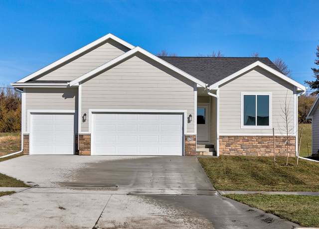 Property at Harlan Plan, West Des Moines, IA 50266, 3 beds, 2 baths