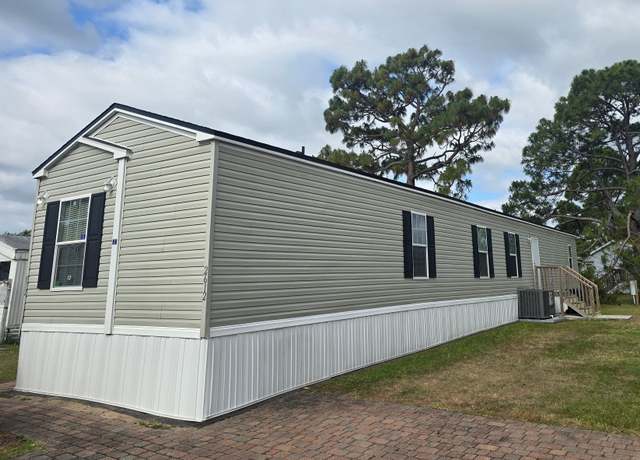 Property at 2612 Intrepid Ln S #972, Jacksonville, FL 32250, 3 beds, 2 baths