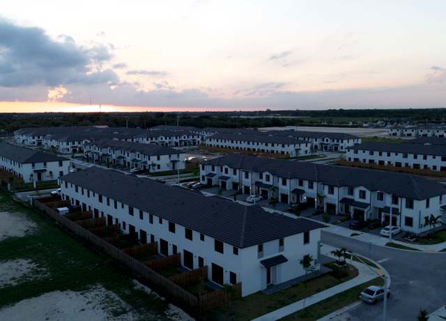Property at Capri Plan, D65lc1 Miami, FL 33034, 4 beds, 2.5 baths