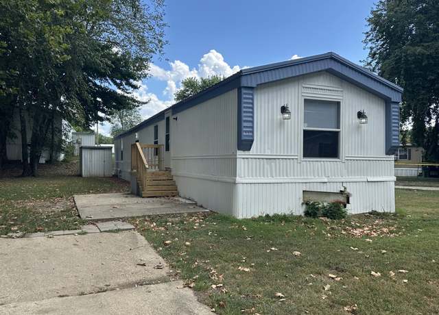 Property at 11 Cottonwood Dr #11, Mount Vernon, IL 62864, 2 beds, 2 baths