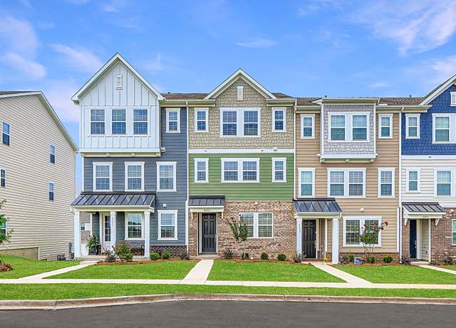 Property at 4092 Skyboat Cir, Fort Mill, SC 29715, 2 beds, 2.5 baths