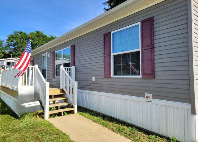 Property at 11631 2nd St NE, Magnolia, OH 44643, 3 beds, 2 baths
