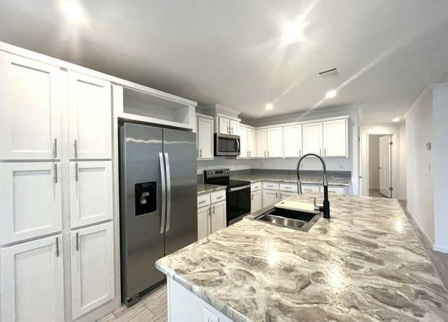 Property at 402 Morristown Cay, Vero Beach, FL 32966, 3 beds, 2 baths
