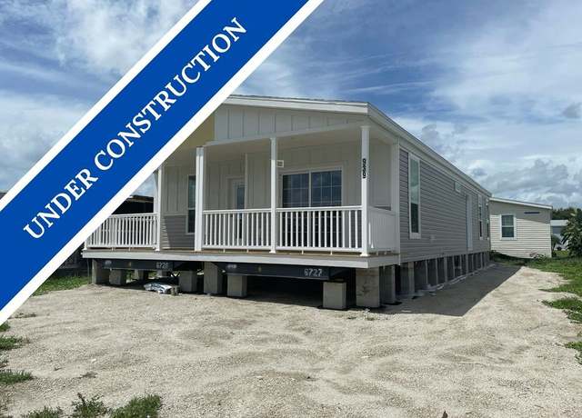 Property at 939 Bonaire Ave, Venice, FL 34285, 3 beds, 2 baths