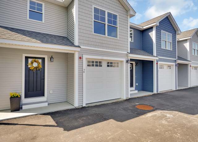 Property at 5 Dumaine Plan, Nashua, NH 03063, 3 beds, 2.5 baths