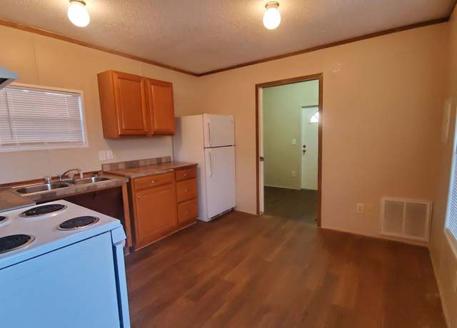 Property at 5475 Southcross Ranch Rd #129, San Antonio, TX 78222, 1 bed, 1 bath