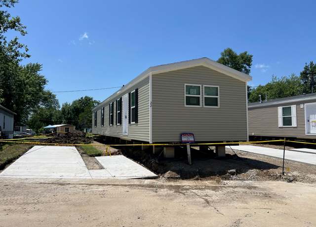 Property at 22 Iris Ln Unit I22, Belton, MO 64012, 3 beds, 2 baths