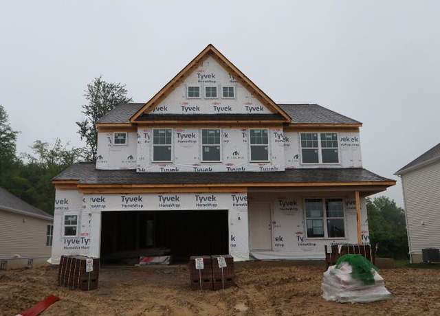 Property at 1870 Grove Park Dr, Miami Township, OH 45150, 4 beds, 2.5 baths