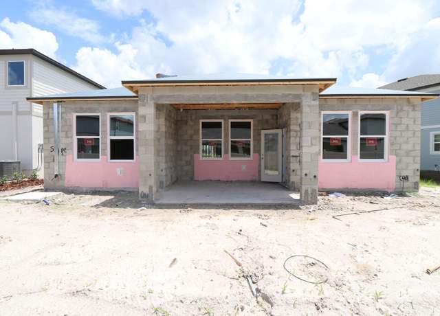 Property at 5527 Freesia Dr, Lakeland, FL 33811, 4 beds, 3 baths