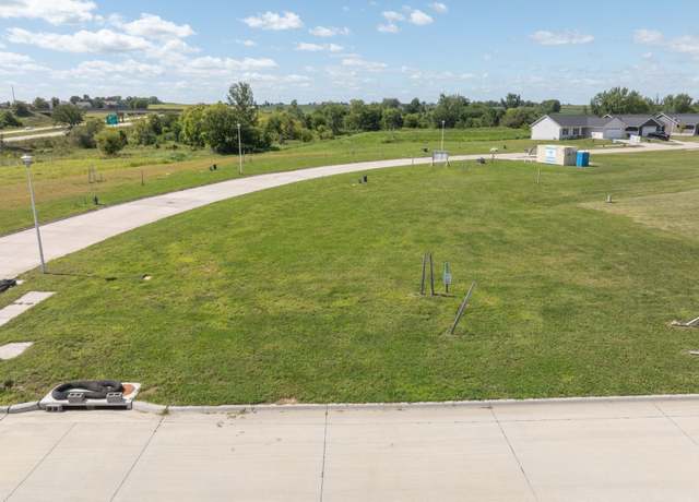Property at 3012 Bryant Blvd SW, Cedar Rapids, IA 52404, 1 bed, 1 bath