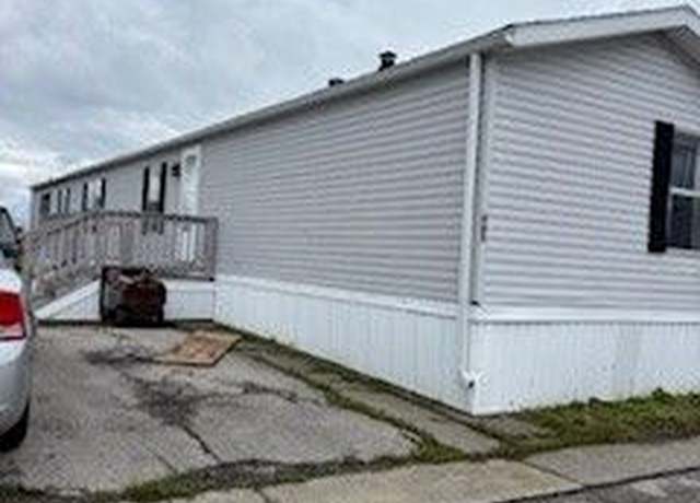 Property at FLEETWOOD Friendly Village Plan, Vakkvy Perrysburg, OH 43551, 3 beds, 2 baths