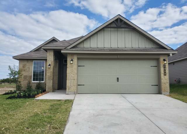 Property at 1408 Whitney Ln, Brenham, TX 77833, 3 beds, 2 baths