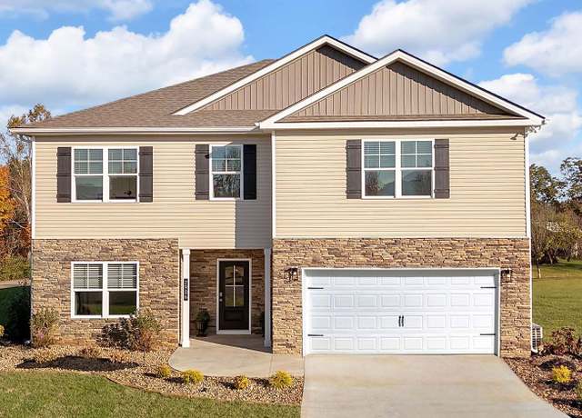 Property at Green Plan, Maryville, TN 37803, 4 beds, 2.5 baths