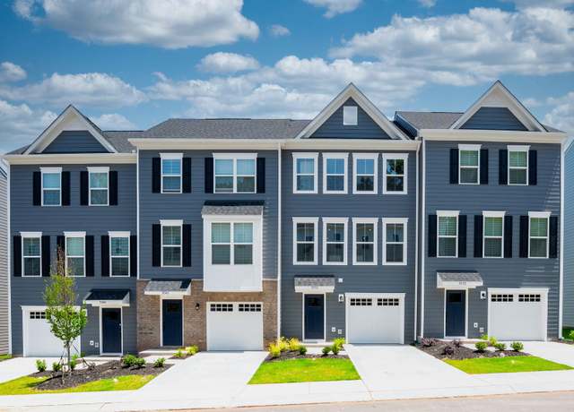 Property at 3036 Arbor Ash St, Charlotte, NC 28208, 4 beds, 3.5 baths