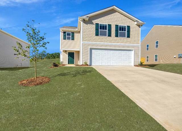 Property at 3716 13th St NE, Hickory, NC 28601, 4 beds, 2.5 baths