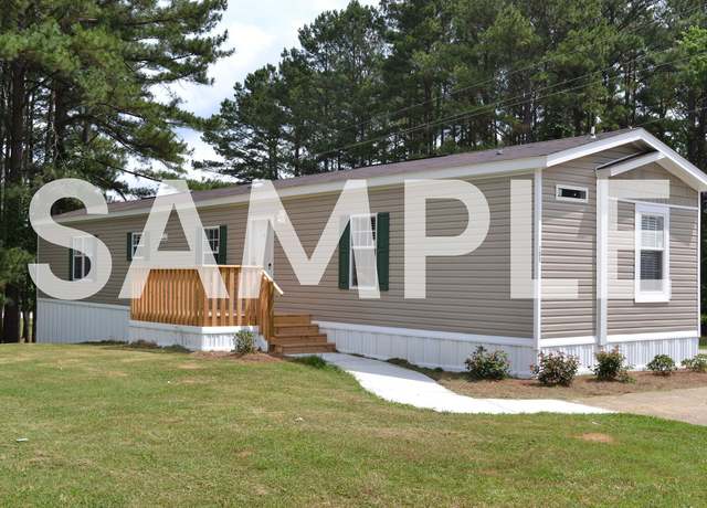 Property at 2112 Redwood Ave, Columbus, MI 48063, 4 beds, 2 baths