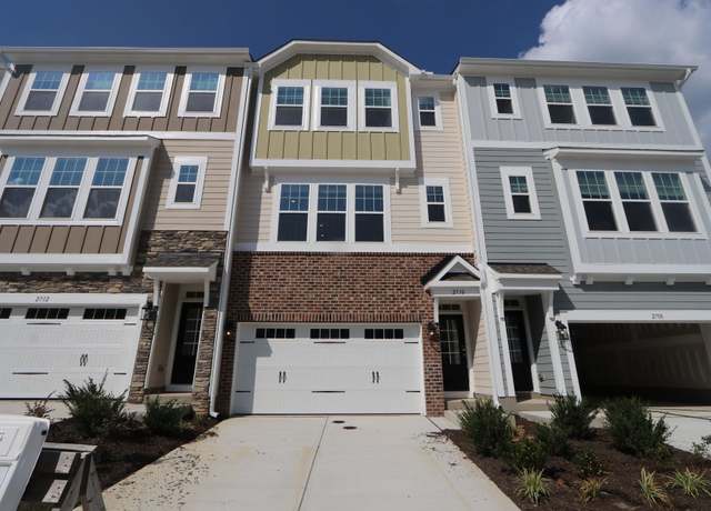 Property at 2710 Hunter Woods Dr, Apex, NC 27502, 4 beds, 3.5 baths