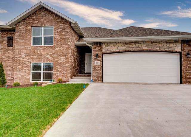 Property at Leslie Plan, Brookline, MO 65619, 4 beds, 2.5 baths