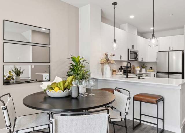 Property at 16111 36th Ave W Unit E6, Lynnwood, WA 98087, 3 beds, 2.5 baths