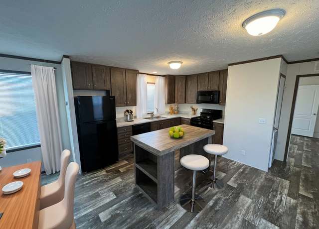 Property at 38077 Ducharme, Clinton Township, MI 48038, 3 beds, 2 baths