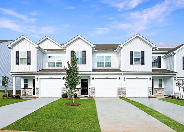 Property at 3028 Whispering Willows Ct, Inman, SC 29349, 3 beds, 2.5 baths