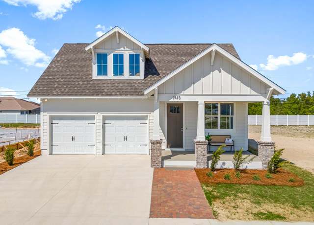 Property at 1418 Lemongrass Ave, Panama City, FL 32405, 3 beds, 2 baths