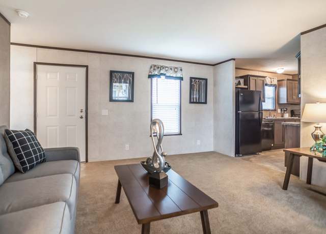 Property at 228 Savannah Cir, Batavia, OH 45103, 3 beds, 2 baths