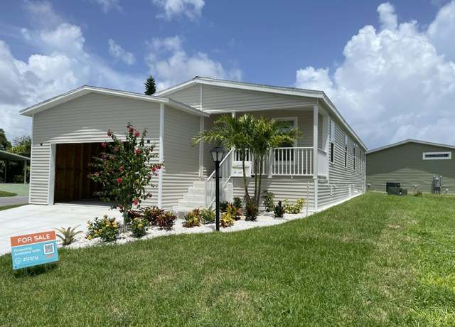 Property at 7465 44th Trl N #567, West Palm Beach, FL 33404, 3 beds, 2 baths