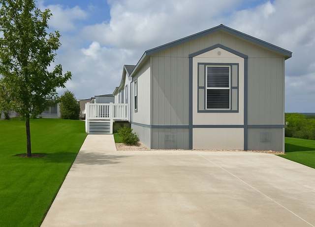 Property at 6410 Walzem Rd #478, San Antonio, TX 78218, 3 beds, 2 baths