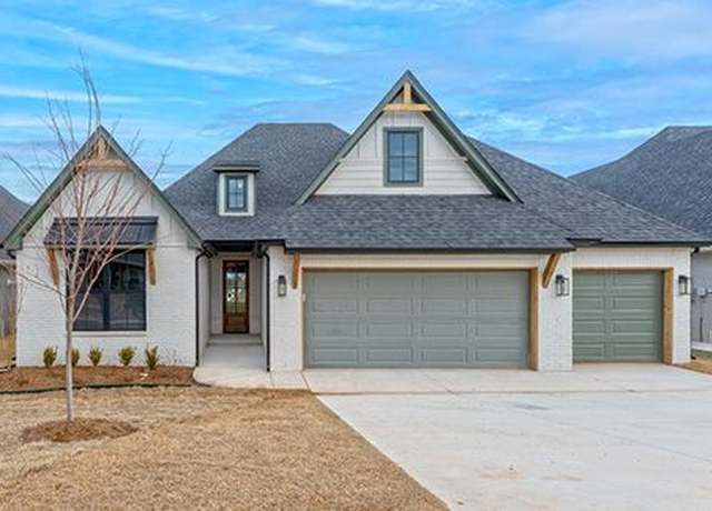 Property at 2324 Preserve Edge Dr, Edmond, OK 73034, 3 beds, 2 baths