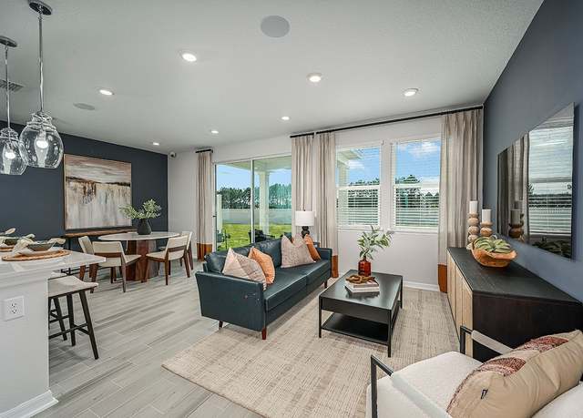 Property at 288 Cherry Elm Dr, Saint Augustine, FL 32092, 3 beds, 2.5 baths
