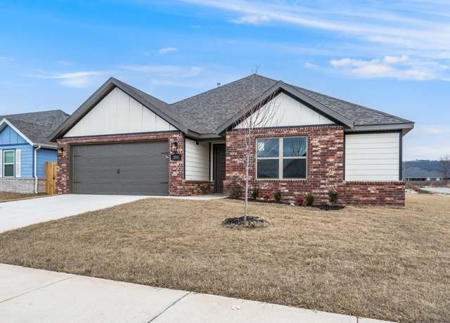 Property at 1041 Glenora Ave, Lowell, AR 72745, 3 beds, 2 baths