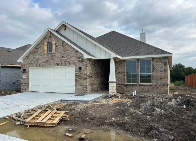 Property at 15061 Green Bluff Dr, Aledo, TX 76008, 4 beds, 2 baths