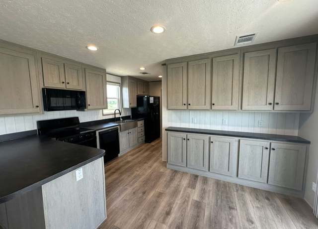 Property at 50 Open Range Trl, Willis, TX 77318, 3 beds, 2 baths
