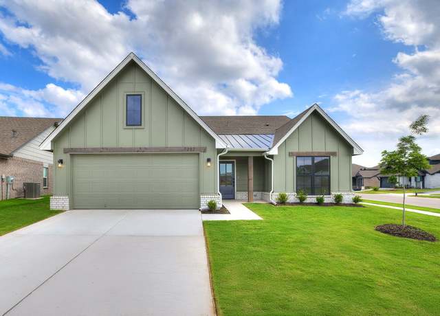 Property at 7202 E 132nd St S, Bixby, OK 74008, 4 beds, 2.5 baths