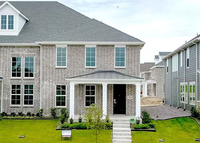 Property at 210 Dylan Way, Midlothian, TX 76065, 3 beds, 2.5 baths