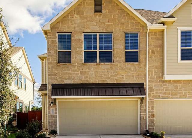 Property at 136 W Coralburst Loop, Montgomery, TX 77316, 3 beds, 2.5 baths