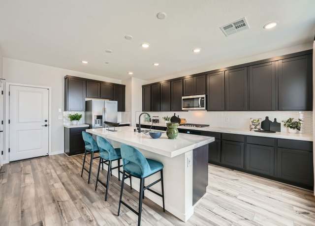 Property at 10732 Alamino Ave, Las Vegas, NV 89166, 4 beds, 3 baths