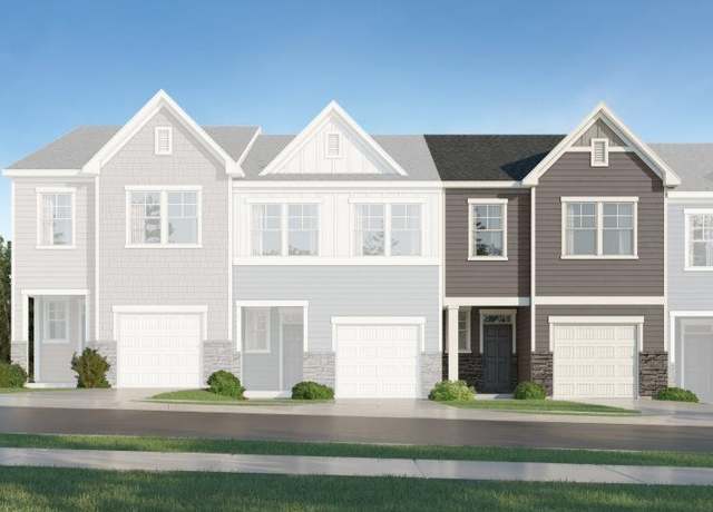 Property at 212 Paramount Dr, Smithfield, NC 27577, 3 beds, 2.5 baths