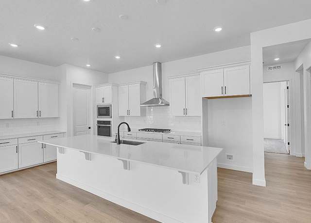 Property at 234 E Polaris Dr, Saratoga Springs, UT 84045, 3 beds, 3.5 baths