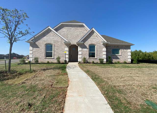 Property at 4728 Sawmill Ln, Wichita Falls, TX 76308, 4 beds, 2.5 baths